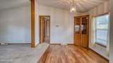 921 E 9th St - Photo 21
