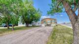 921 E 9th St - Photo 4