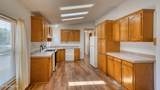 921 E 9th St - Photo 45