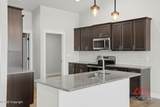 174 Royal - Photo 7