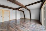 406 York - Photo 15