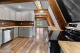 406 York - Photo 6