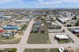 1403 W 3rd St - Photo 17