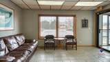 1313 W 4th St - Photo 18