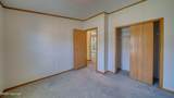 919 E 9th St - Photo 5