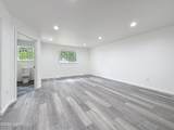 253 N Carrington Ave - Photo 17