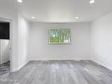253 N Carrington Ave - Photo 21