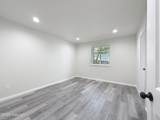 253 N Carrington Ave - Photo 22