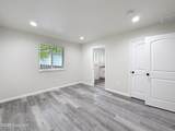 253 N Carrington Ave - Photo 23