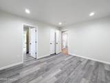 253 N Carrington Ave - Photo 24