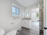253 N Carrington Ave - Photo 25