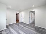 253 N Carrington Ave - Photo 29