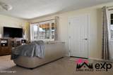 261 Hemlock St - Photo 6