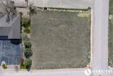 1403 W 3rd St - Photo 10