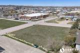 1403 W 3rd St - Photo 6
