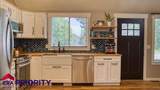 428 Walnut St - Photo 17