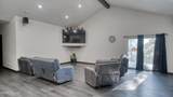 307 Roberts - Photo 37