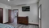 307 Roberts - Photo 42