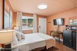 214 E Cleveland St - Photo 16