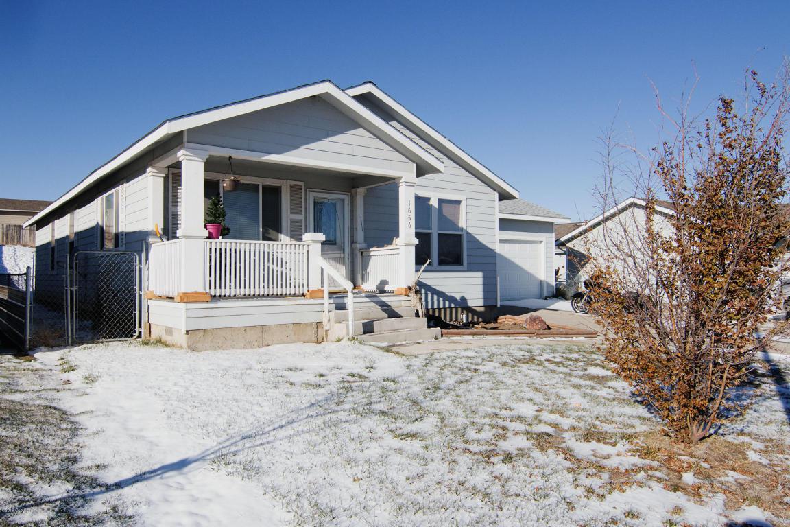 1656 Pathfinder Cir , Gillette, WY 82716 (MLS 161701) The Summer Robertson Team