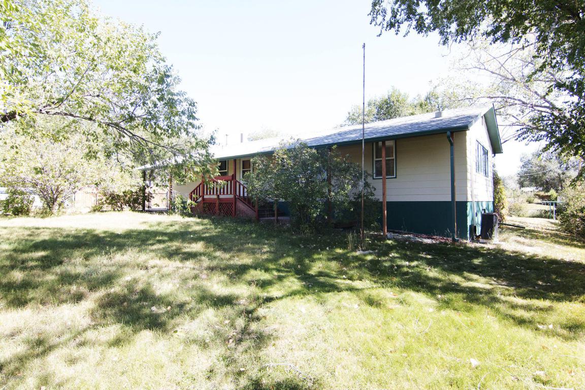 405 Powder River Ave - Photo 1