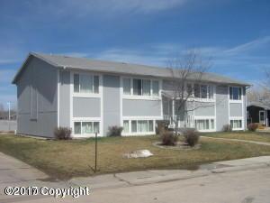614 Vivian St - Photo 1