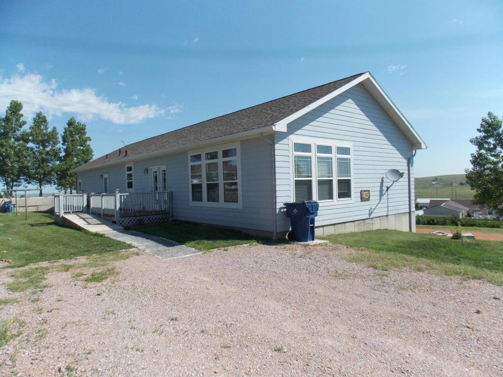08 Harvard Dr. - Photo 1