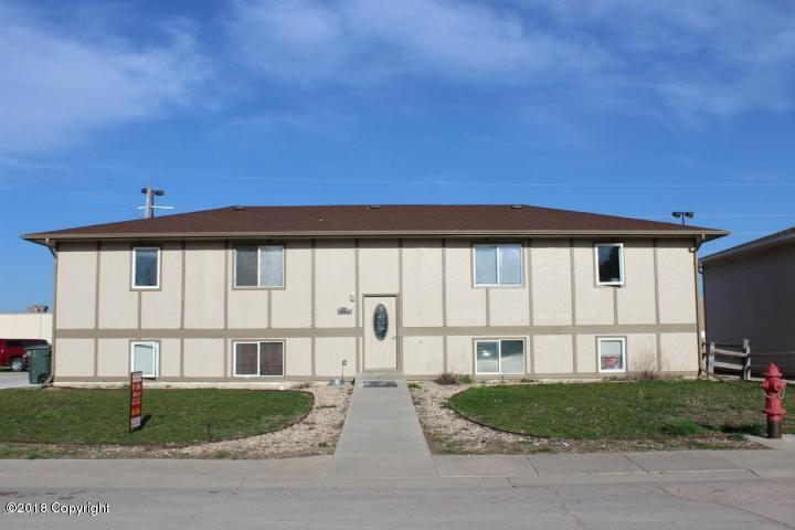 2209 Emerson Ave - Photo 1