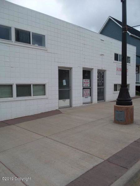 415 S Gillette Ave - Photo 1