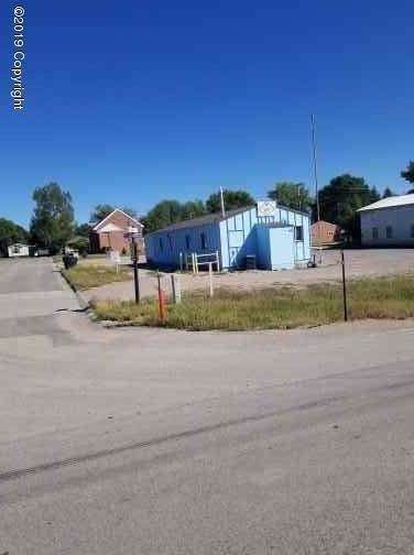 824 Ash St - Photo 1