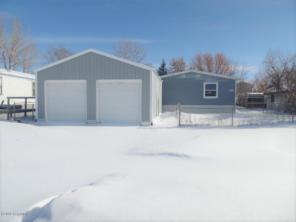 2505 James Ct - Photo 1