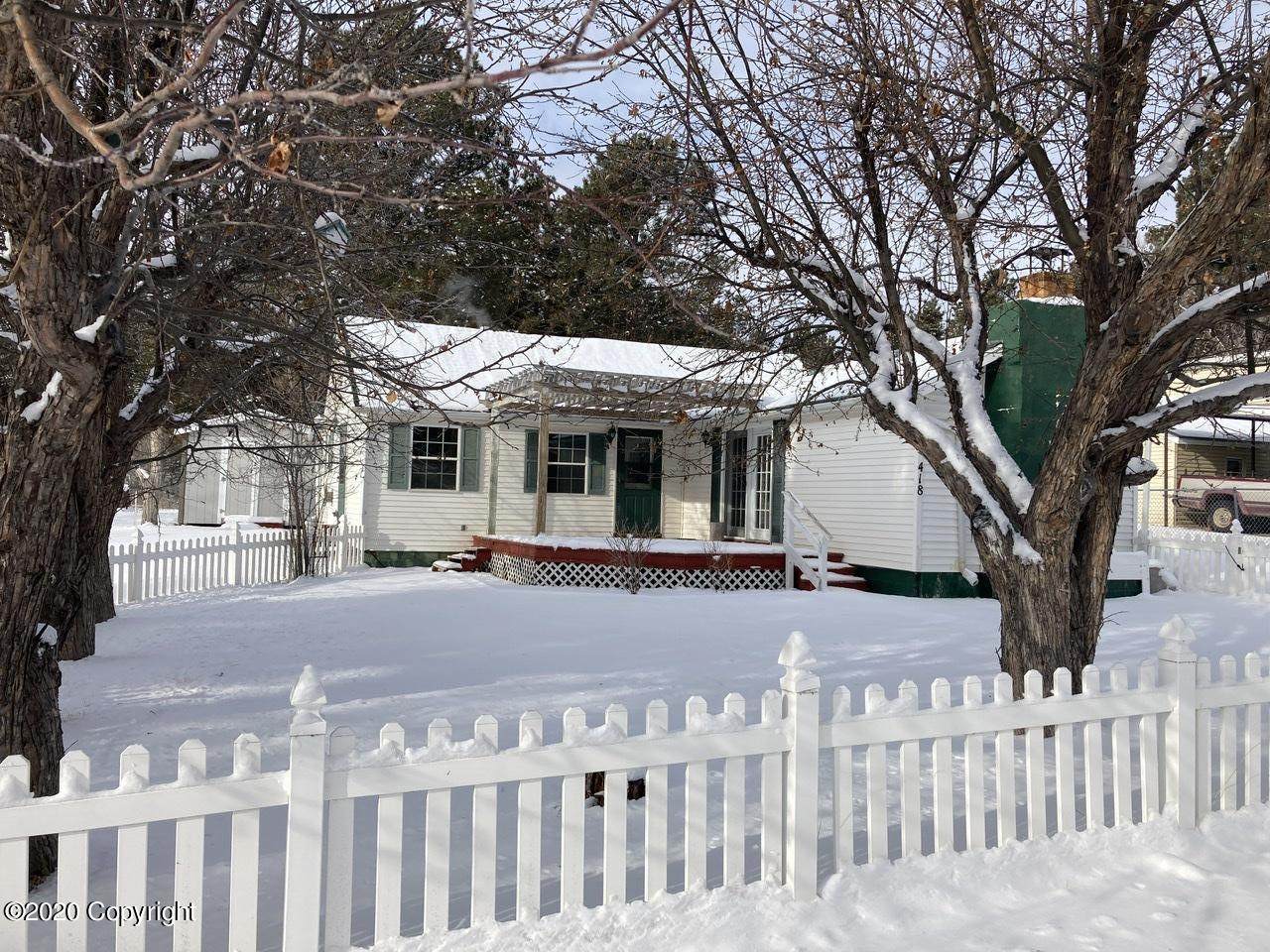 418 Roby Ave - Photo 1