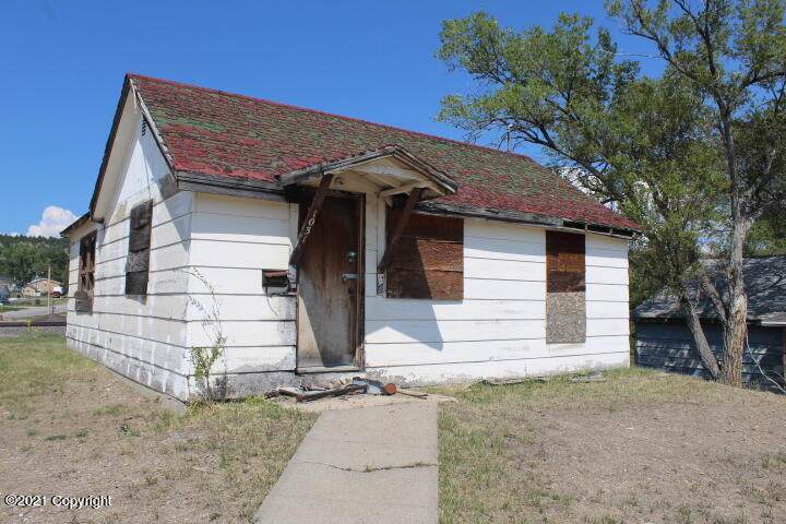 1031 Sunset Street - Photo 1