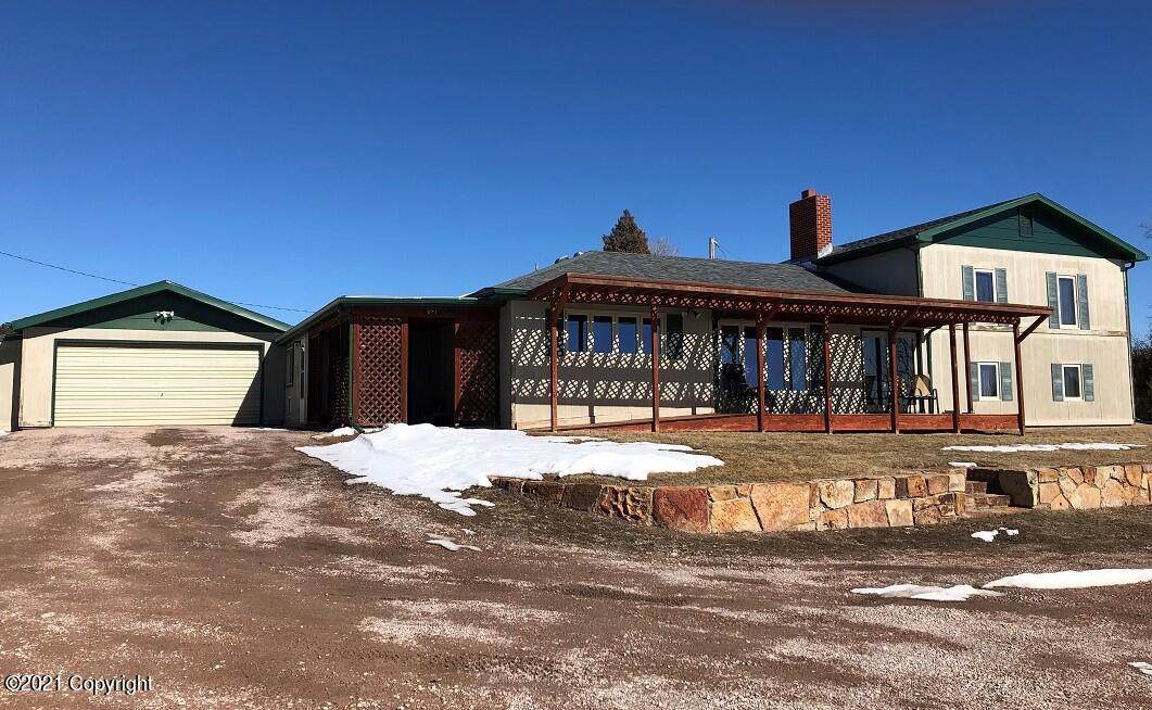 271 E Warwick St - Photo 1