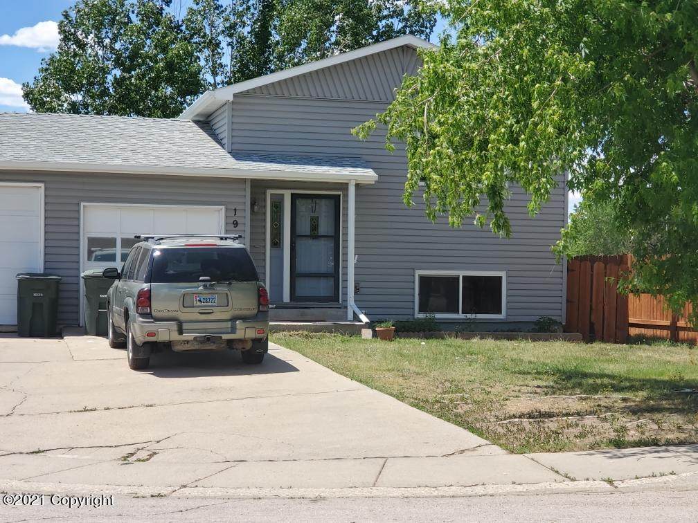 1904 Maple Circle - Photo 1