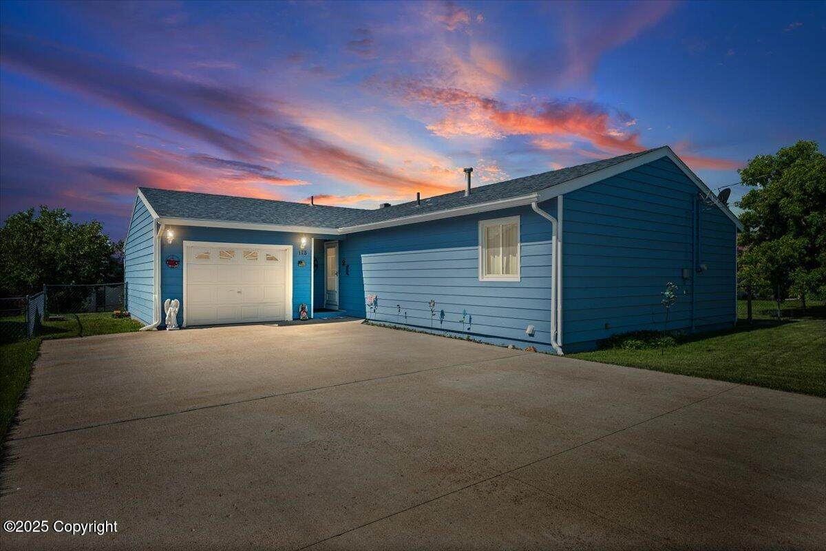 173 Vista Cir - Photo 1