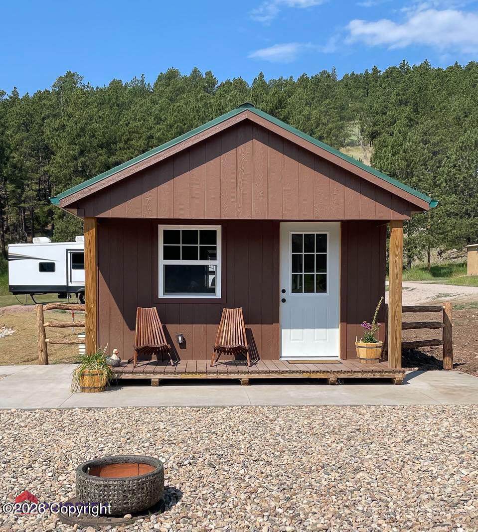 143 Commercial Ln - Photo 1