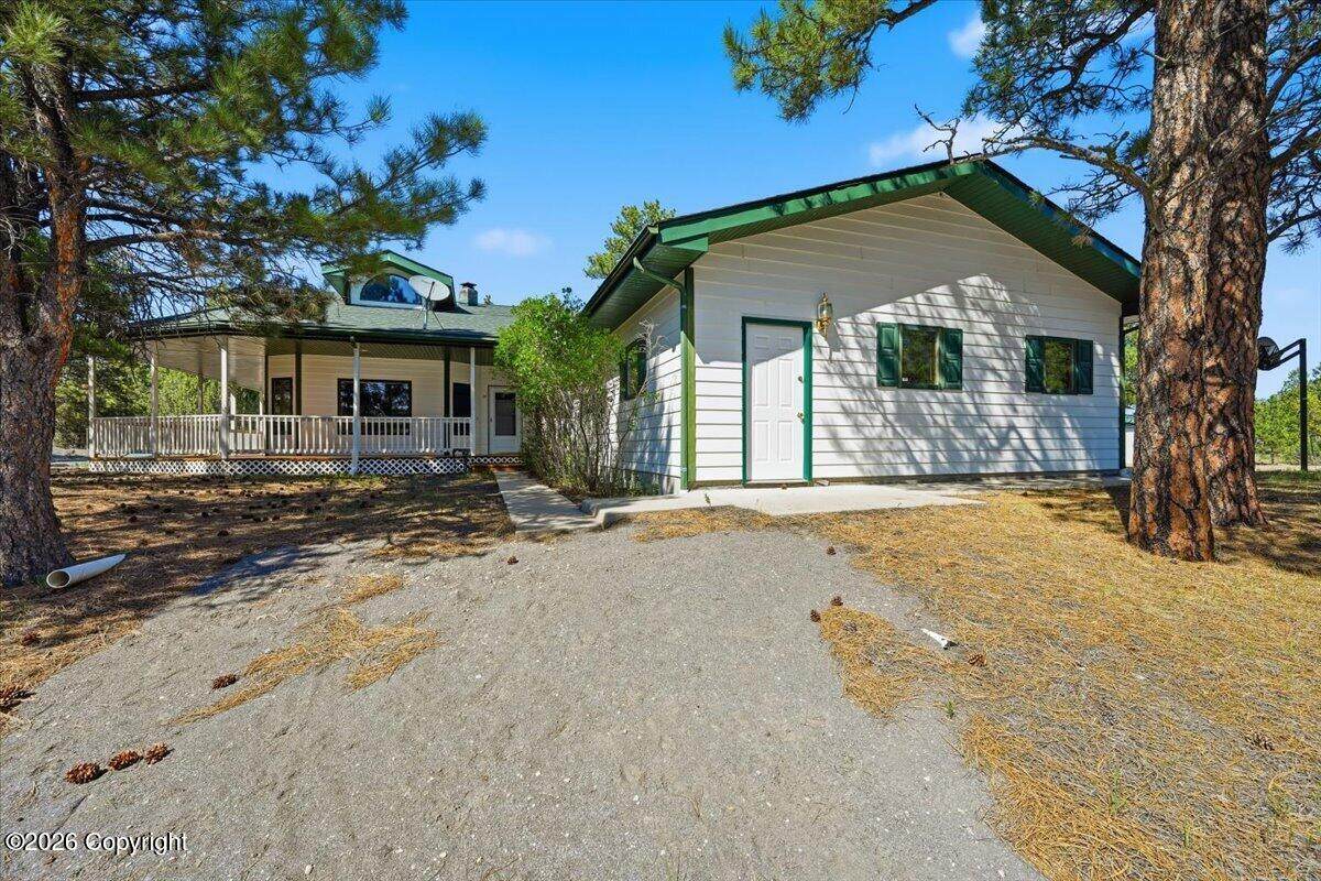 34 Pine Ridge Rd - Photo 1