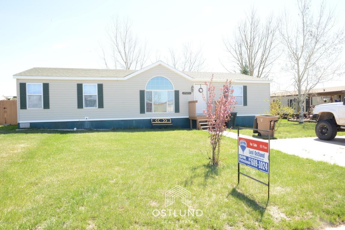 1504 Phoenix Ave - Photo 1