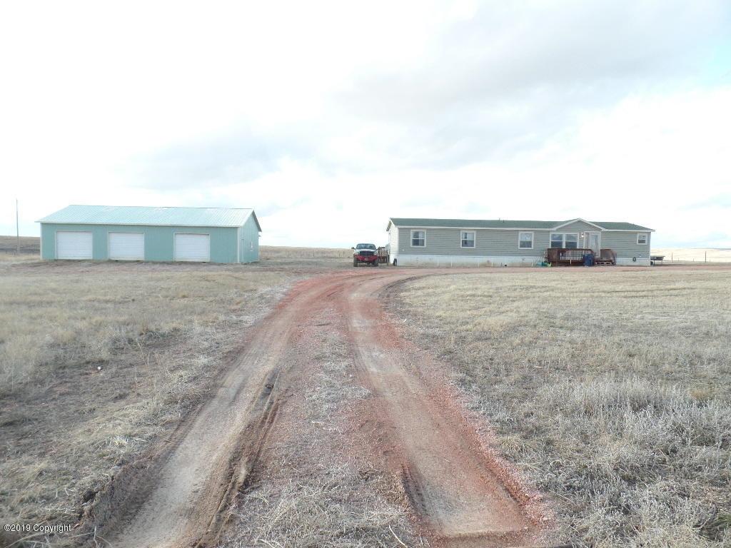 21 Danielle Ave - Photo 1