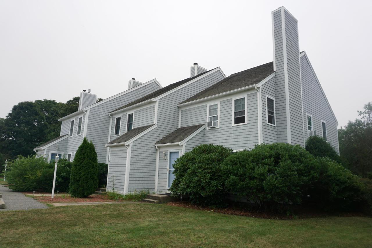 25 Woodview Drive - Photo 1