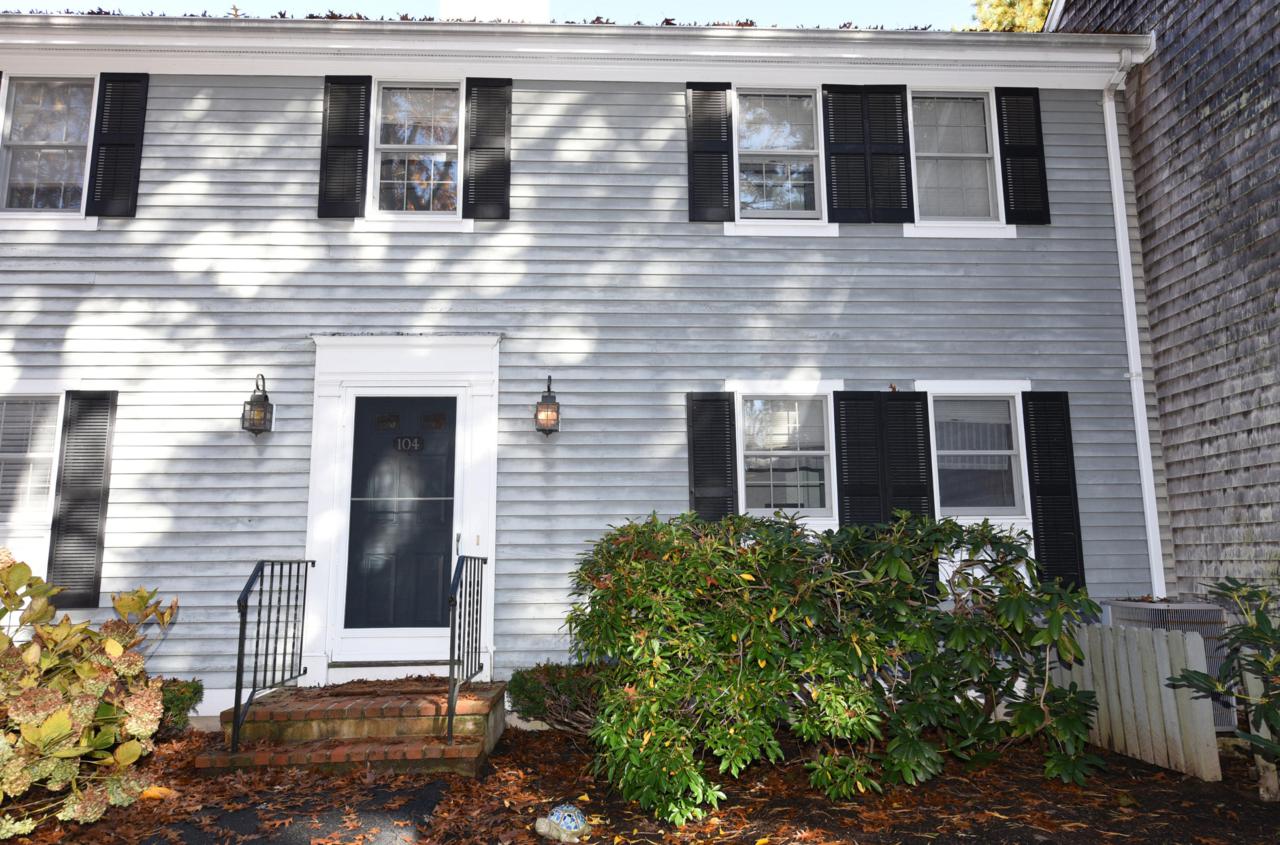104 Admiralty Heights - Photo 1