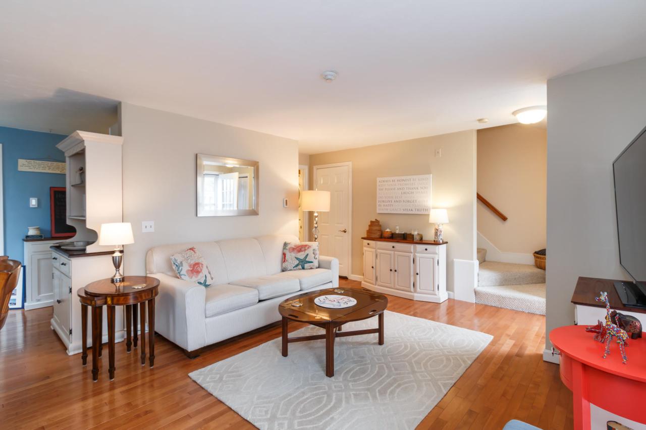 9 Village Green Road - Photo 1