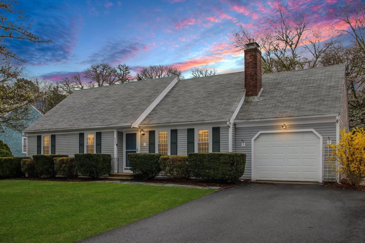 21 Continental Drive - Photo 1