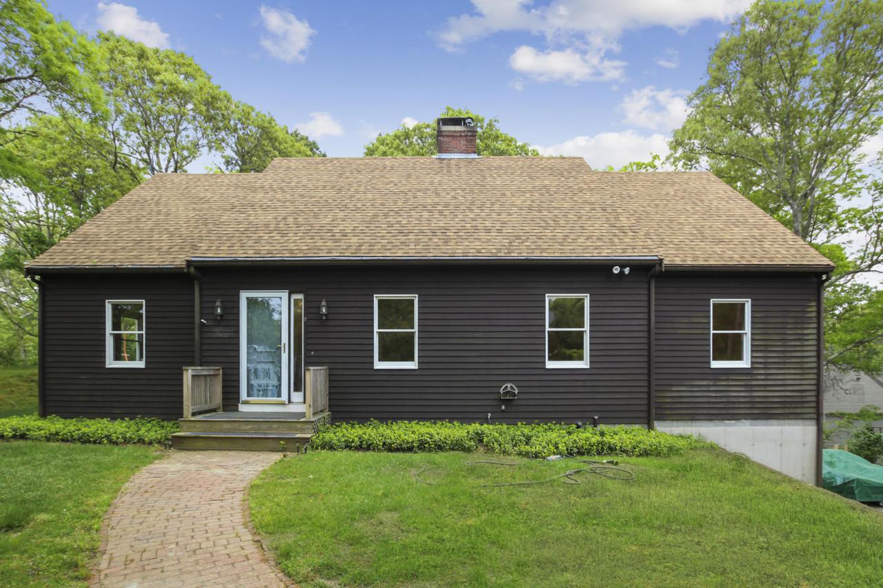 9 Olofson Drive - Photo 1
