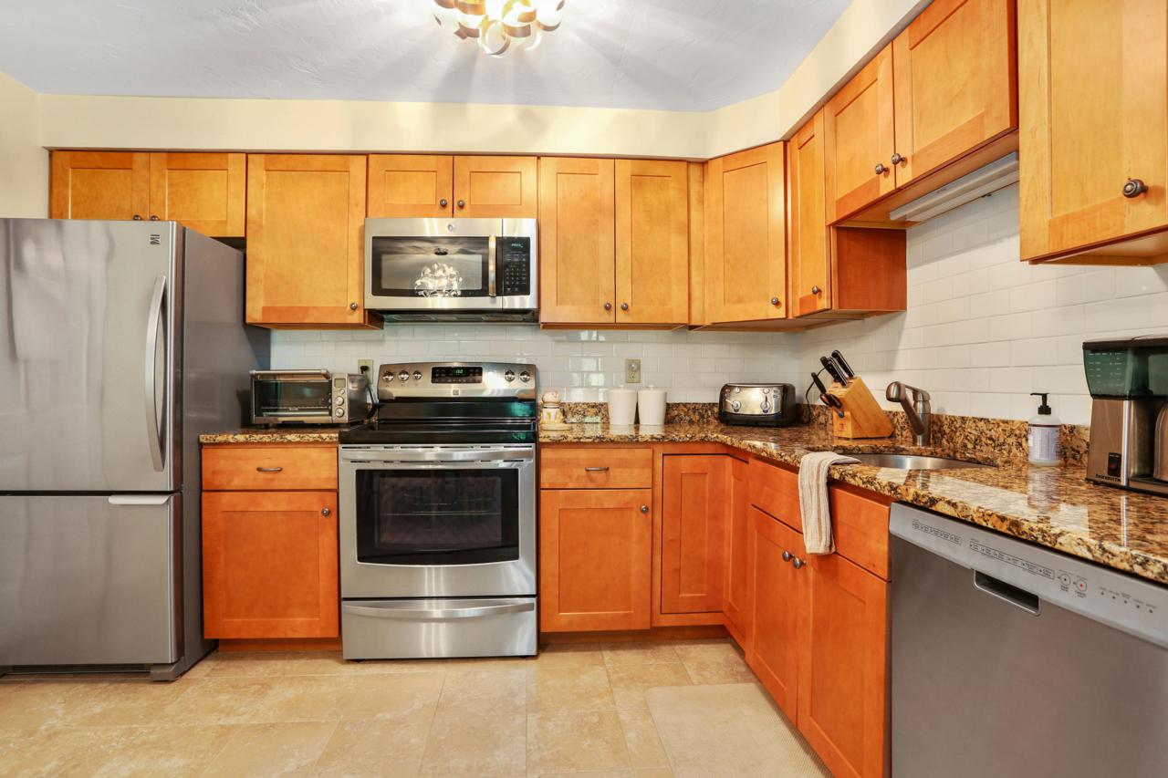 2 Englewood Drive - Photo 1