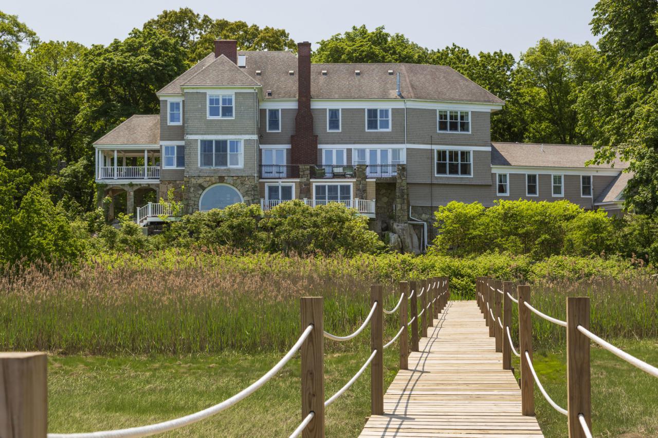 100 Beach Street - Photo 1