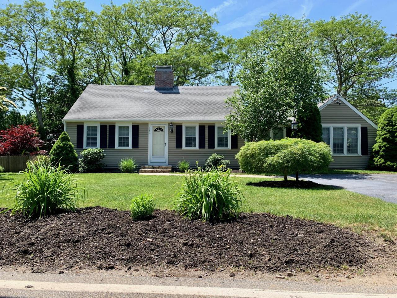 187 Greenwood Avenue - Photo 1