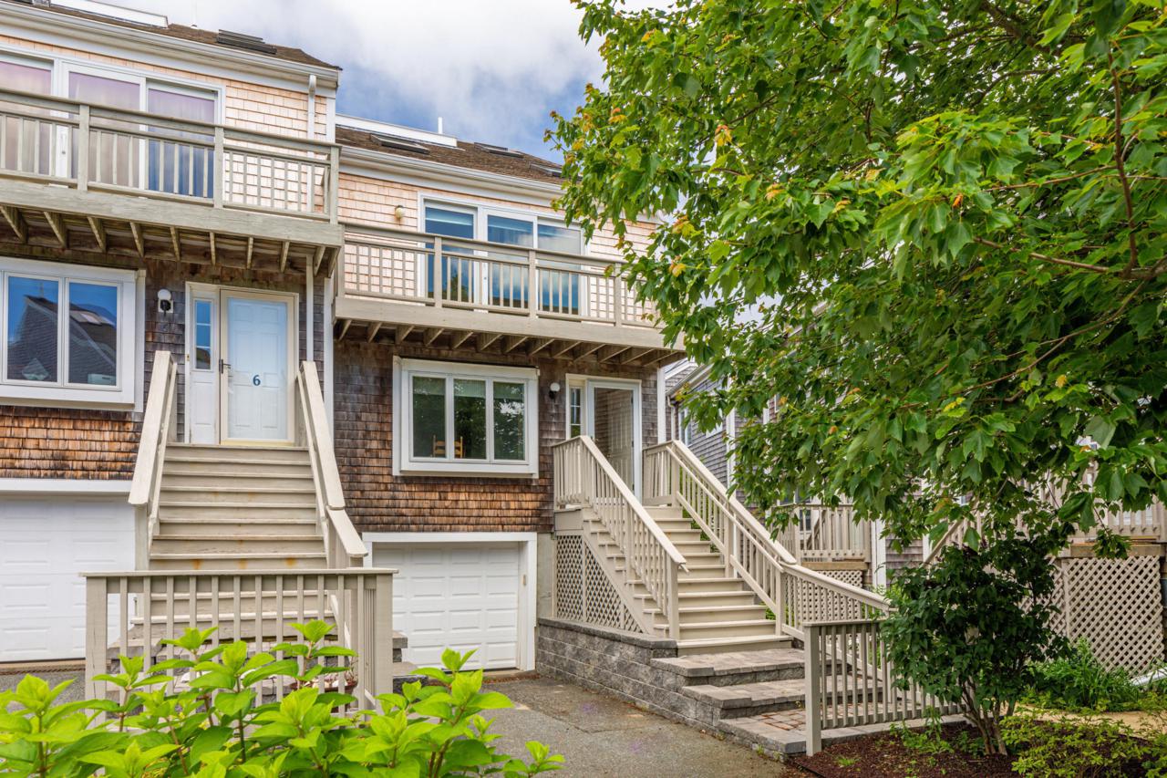 100 Bayberry Avenue - Photo 1