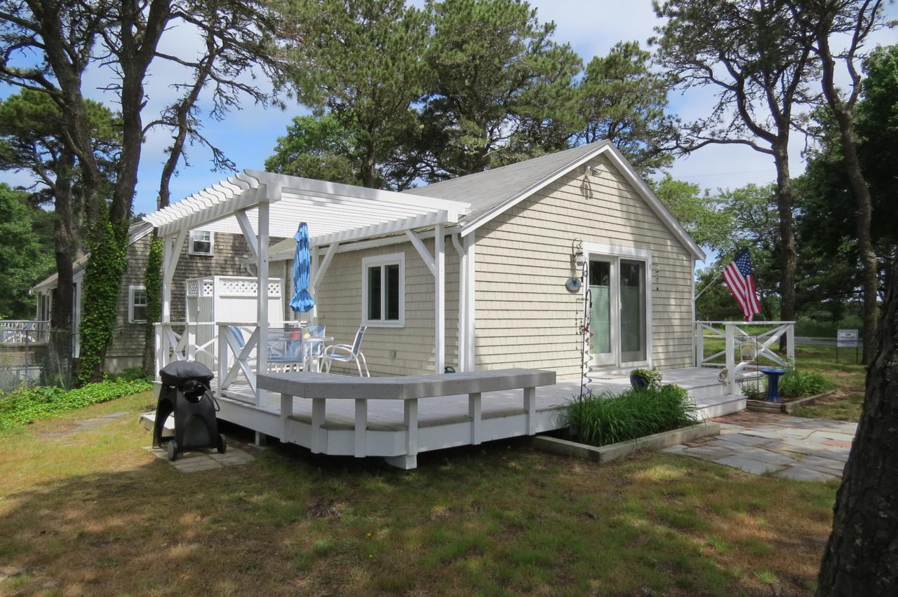 10 Squanto Drive - Photo 1